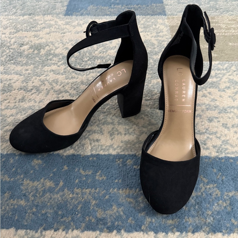 LC Lauren Conrad Black Block Heel Mary Jane